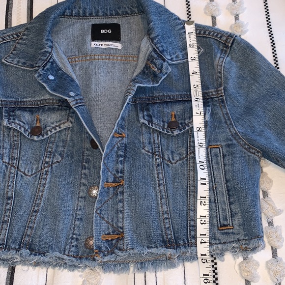 Crop denim jacket - Picture 5 of 6